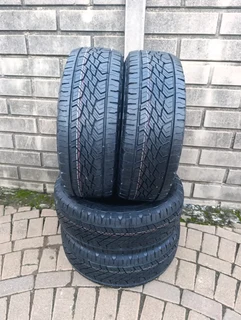 265 60R18 CONTINENTAL CROSS CONTACT Tyres A set of four on sale.