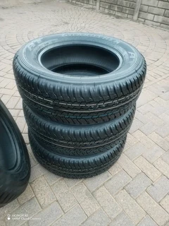 265 65r17 Dunlop Grand Trek Tyres A Set Of Four On Sale.