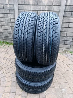 DUNLOP GRAND TREK Tyres 265 60R18 A set of four on sale .