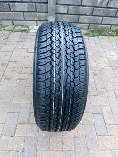 DUNLOP GRAND TREK Tyres 265 60R18 A set of four on sale .