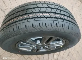 ONE 18Inch FORD RANGER Magrim &amp; CONTINENTAL CROSS CONTACT Tyre 265 60R18 On Sale.