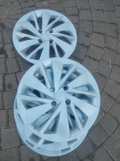 SUZUKI swift Wheel Cover Caps 15Inch A set of four on sale.