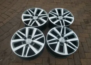6holes 18inch Toyota Hillux Magrims A Set Of Four On Sale.