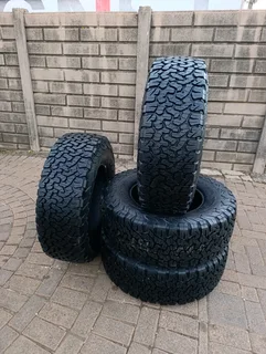285 70 R17 Bf Goodrich All-terrain Ko2 Tyres A Set Of Four On Sale.