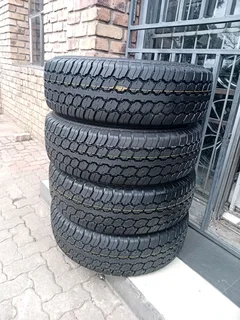 245/75r16 Elanzo Supra Tyres A Set Of Four On Sale.