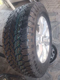 One 255 60r18 General Grabber Tyre & 18inch Isuzu Dmax Magrim Silver On Sale.