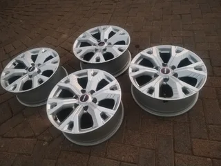 18inch Isuzu Dmax Magrims 6holes Silver A Set Of Four On Sale.