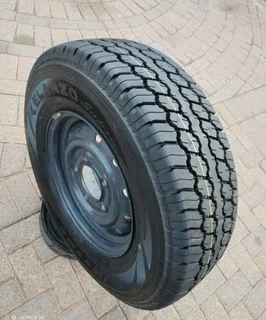 One 16inch Mahindra Standard Steel Rim & Elanzo Supra Tyre 245 /75r16 On Sale.
