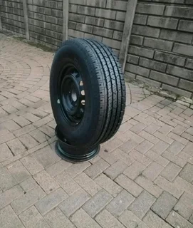 ONE 16Inch FORD RANGER Standard Steel Rim &amp; CONTINENTAL CROSS CONTACT Tyre 255/70 R16 On Sale.