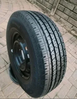 ONE 16Inch FORD RANGER Standard Steel Rim &amp; CONTINENTAL CROSS CONTACT Tyre 255/70 R16 On Sale.