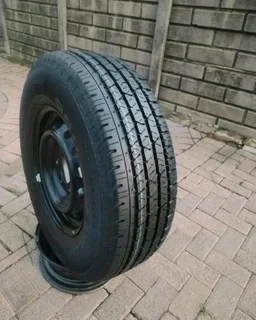 ONE 16Inch FORD RANGER Standard Steel Rim &amp; CONTINENTAL CROSS CONTACT Tyre 255/70 R16 On Sale.