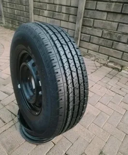 ONE 16Inch FORD RANGER Standard Steel Rim &amp; CONTINENTAL CROSS CONTACT Tyre 255/70 R16 On Sale.