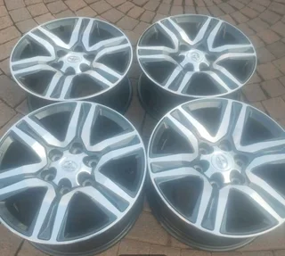 17Inch TOYOTA FORTUNA Magrims 6Holes a Set of Four On Sale.