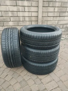 BRIDGESTONE DUELER Tyres 255/55R20 A Set of four on sale. If Interested WhatsApp Or Contact Macai Ma