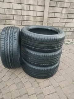 BRIDGESTONE DUELER Tyres 255/55R20 A Set of four on sale. If Interested WhatsApp Or Contact Macai Ma