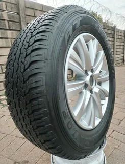 ONE 18Inch Amarok Magrim SILVER &amp; DUNLOP GRAND TREK Tyre 265 60R18 On Sale.