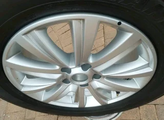 ONE 18Inch Amarok Magrim SILVER &amp; DUNLOP GRAND TREK Tyre 265 60R18 On Sale.