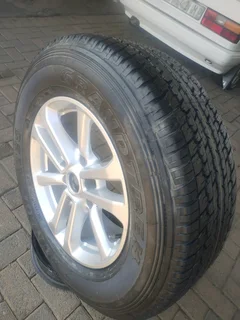 One 255/65r17 Dunlop Grand Trek Tyre & 17inch Isuzu Dmax Magrim Silver On Sale.