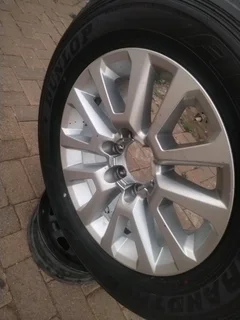 One 18inch Toyota Prado Magrim & Dunlop Grand Trek Tyre 265 60r18 On Sale.