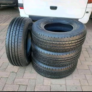 255/70 R16 CONTINENTAL CROSS CONTACT Tyres A Set Of Four On Sale.