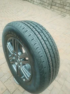 ONE 18Inch FORD RANGER Magrim &amp; CONTINENTAL CROSS CONTACT Tyre 265 60R18 On Sale.