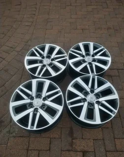18Inch 6Holes TOYOTA HILLUX Magrims 6Holes a Set of Four On Sale.