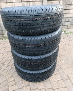 265 60R18 CONTINENTAL CROSS CONTACT Tyres A Set Of Four On Sale.