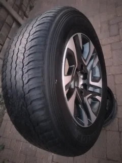 ONE 18Inch TOYOTA FORTUNA Magrim &amp; Fairy Used DUNLOP GRAND TREK Tyre 265 60R18 On Sale.