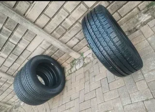 265 60R18 CONTINENTAL CROSS CONTACT Tyres A Set Of Four On Sale.