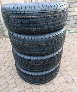 265 60R18 CONTINENTAL CROSS CONTACT Tyres A Set Of Four On Sale.