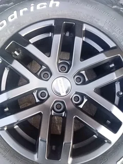 17Inch FORD Raptor Magrims 6Holes &amp; BF GOODRICH ALL-TERRAIN KO2 Tyres 265 /70R17 A Set of four.
