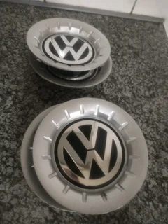POLO VOLKSWAGEN Wheel Centre Caps A Set of four on sale.