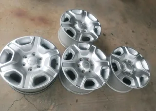 17Inch FORD RANGER Magrims 6Holes Silver A Set of four on sale.