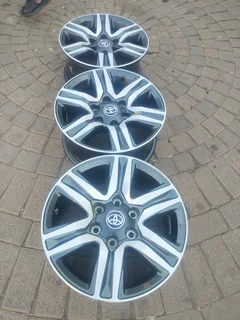 17Inch TOYOTA FORTUNA Magrims 6Holes a Set of Four On Sale.