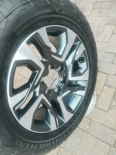 One 18inch Toyota Hillux /fortuna Magrim &amp; Continental Cross Contact Tyre 255 60r18 On Sale