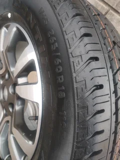 ONE 18Inch FORD RANGER Magrim &amp; CONTINENTAL CROSS CONTACT Tyre 265 60R18 On Sale.