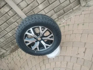 ONE 18Inch ISUZU DMAX Magrim &amp; GENERAL GRABBER Tyre 265 60R18 On Sale.