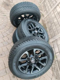18Inch TOYOTA HILLUX Magrims 6Holes &amp; DUNLOP GRAND TREK Tyres 265 60R18 A Set of Four On Sale.
