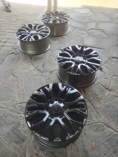 18inch Ford Thunder Magrims 6holes Black A Set Of Four On Sale.