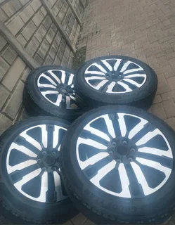 ONE 275/45R21 GOOD YEAR WRANGLER TERRITORY HT Tyre &amp; 21Inch Amarok Magrim On Sale