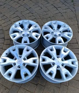 18inch 6holes Ford Ranger Magrims A Set Of Four On Sale.