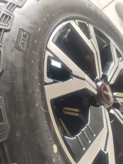 18Inch ISUZU DMAX Magrims 6Holes &amp; GENERAL GRABBER AT 3 Tyres 265 60R18 A Set of Four On Sale.