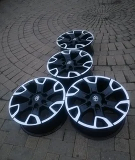 18Inch TOYOTA LEGEND 50 Magrims 6Holes a Set of Four On Sale.