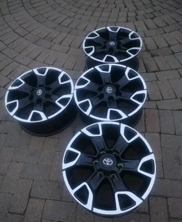 18Inch TOYOTA LEGEND 50 Magrims 6Holes a Set of Four On Sale.