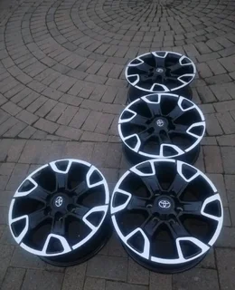 18Inch TOYOTA LEGEND 50 Magrims 6Holes a Set of Four On Sale.