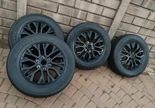 ONE 18Inch FORD THUNDER Magrim &amp; CONTINENTAL CROSS CONTACT Tyre 265 60R18 On Sale.