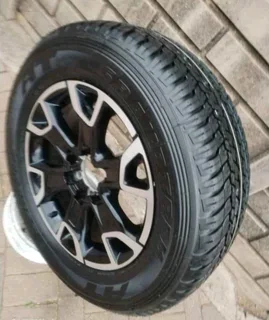ONE 18Inch TOYOTA LEGEND 50 Magrim &amp; DUNLOP GRAND TREK Tyre 265 60R18 On Sale.