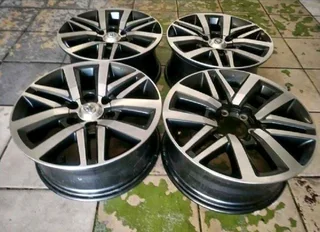 18Inch TOYOTA HILLUX  Magrims 6Holes a Set of Four On Sale.