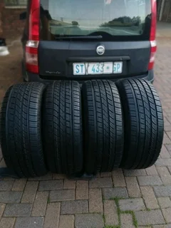 265 60R18 COOPER DISCOVERER AT3 LT Tyres A Set Of Four On Sale.