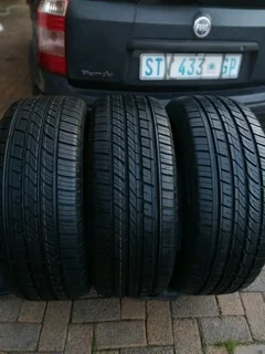 265 60R18 COOPER DISCOVERER AT3 LT Tyres A Set Of Four On Sale.